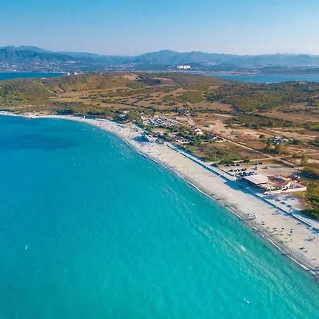 Appartamento Beachside For A Relaxing Olbia